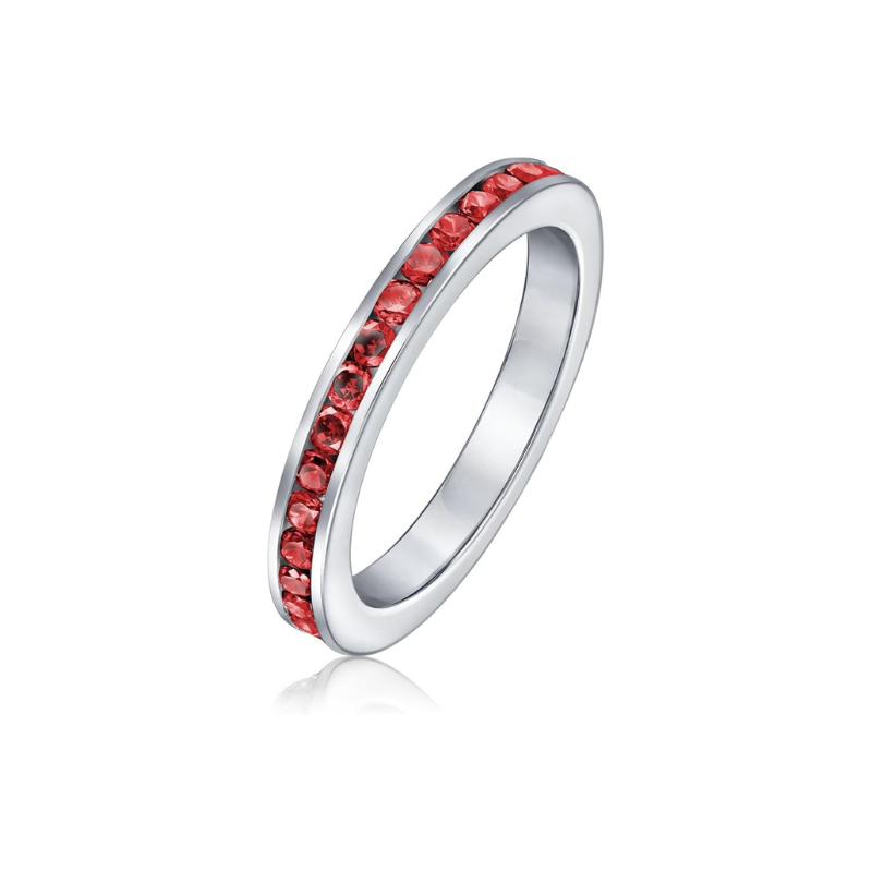 Eleganter Rubin-Ewigkeit-Ring aus Weißgold