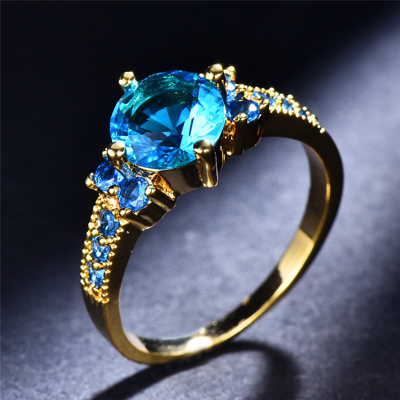 Eleganter Krallenring mit Zirkonia