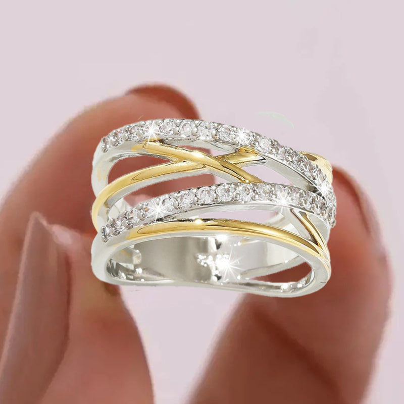 Luxuriöser Zirkonia-Ewigkeit-Ring