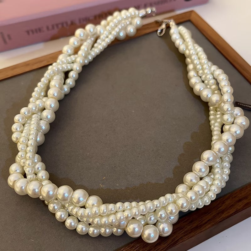 Elegante Statement-Perlenkette
