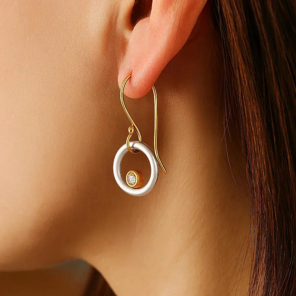 Vintage Gold- und Silber-Zirkonia-Ohrringe