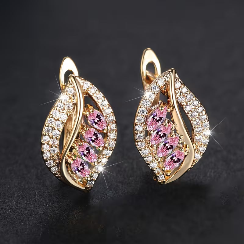 Elegante naturinspirierte Gold Ohrringe