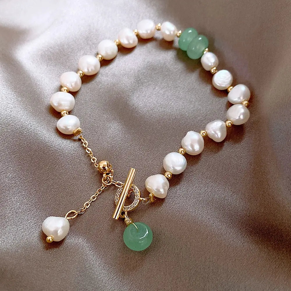 Naturperlen- und Jade-Armband