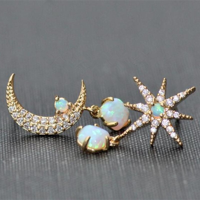 Opal- und Gold-Mond- & Sternohrringe