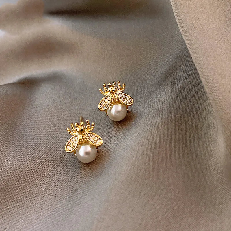 Honigbienen-Perlen-Ohrringe – Eleganter Schmuck in Gold-Optik für Frauen