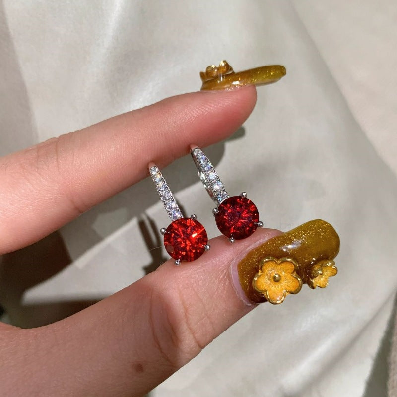 Elegante Ohrringe aus Weißgold