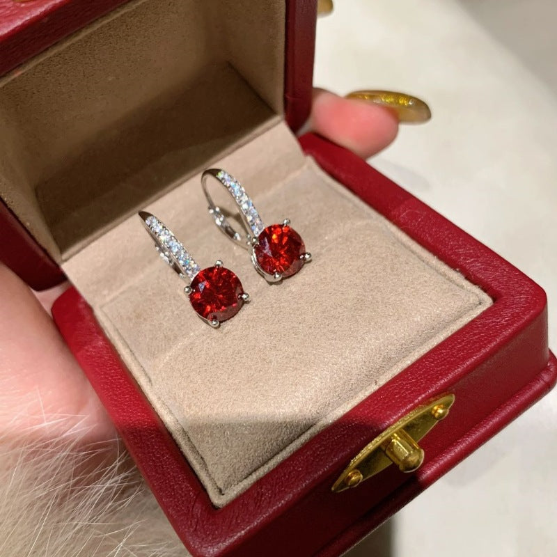 Elegante Ohrringe aus Weißgold