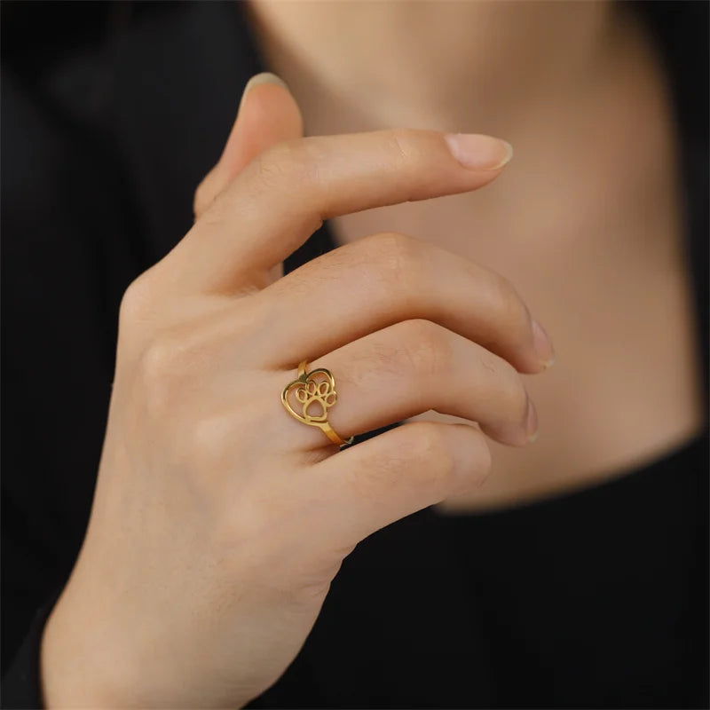 Goldfarbener Pfoten- und Herzring – Schmuck aus Edelstahl für Tierliebhaber