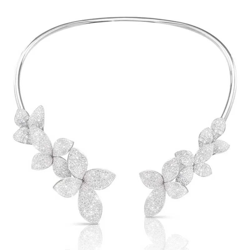 Elegante Blumen-Kristall-Halskette