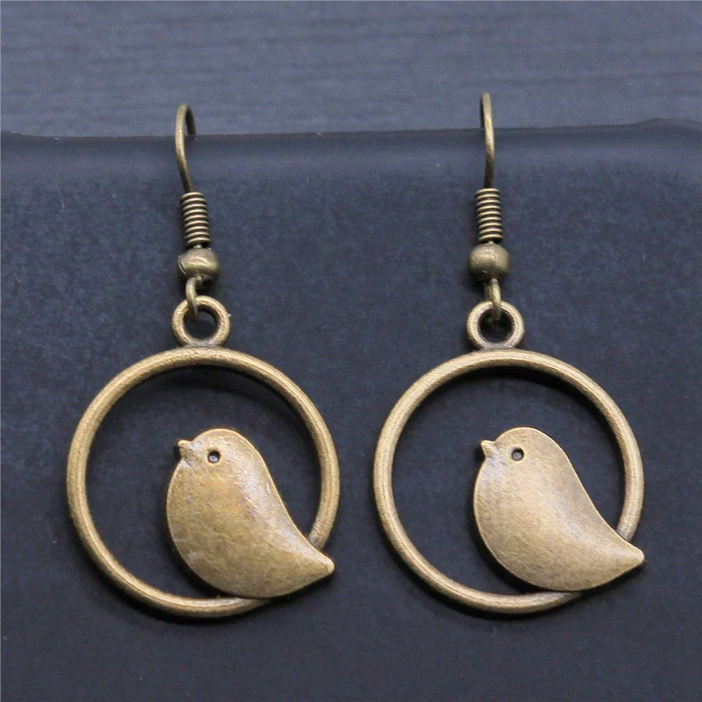 Vintage Vogel Charm Tropfenohrringe – Handgemachter Boho-Schmuck