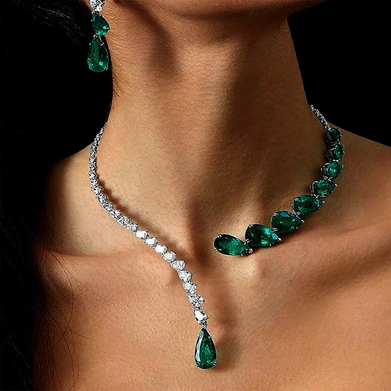 Grünes Kristall Tropfen Halsband