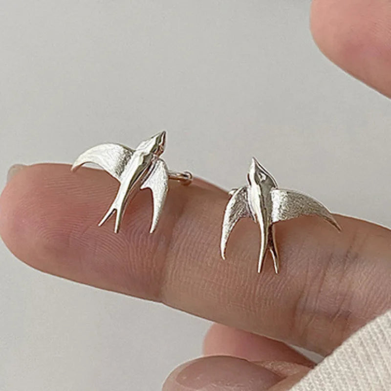 Schöne Silber Schwalbe Vogel Clip-On Ohrringe
