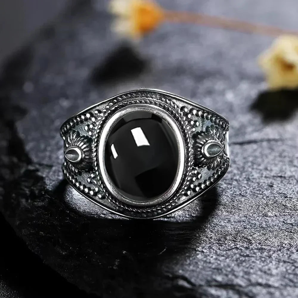 Eleganter schwarzer Onyx-Signet-Ring