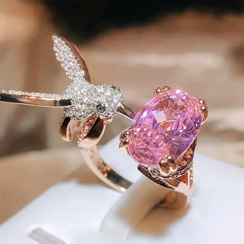Verstellbarer Kolibri Edelsteinring – Zirkon, 14K vergoldet