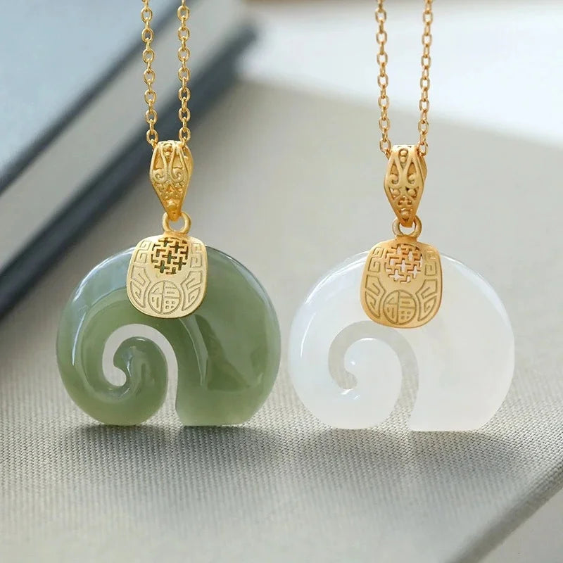 Hetian Jade Elefanten Anhänger Halskette – 18K Gold Beschichtete Kette für Frauen