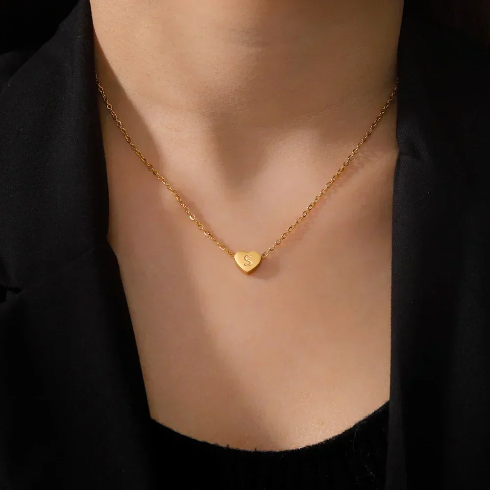 Zeitloses Herz Initial Choker Halskette