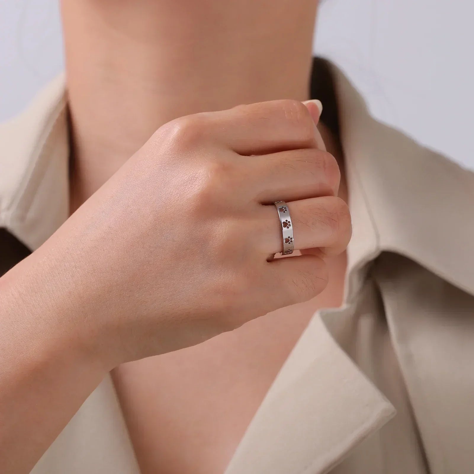 Goldfarbener Pfotenabdruckring – Edelstahl