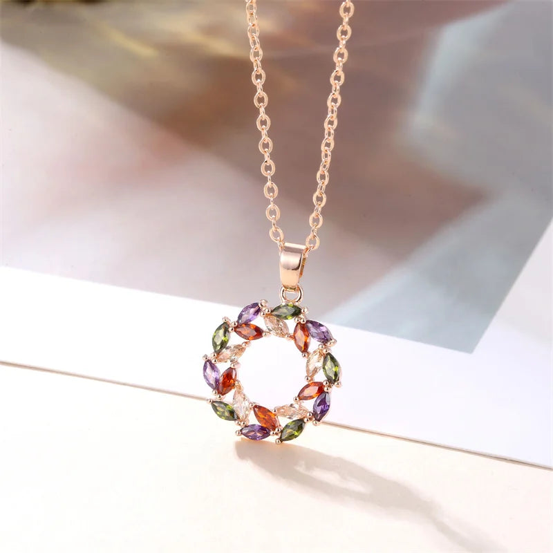 Glänzendes Regenbogen Charm Halskette