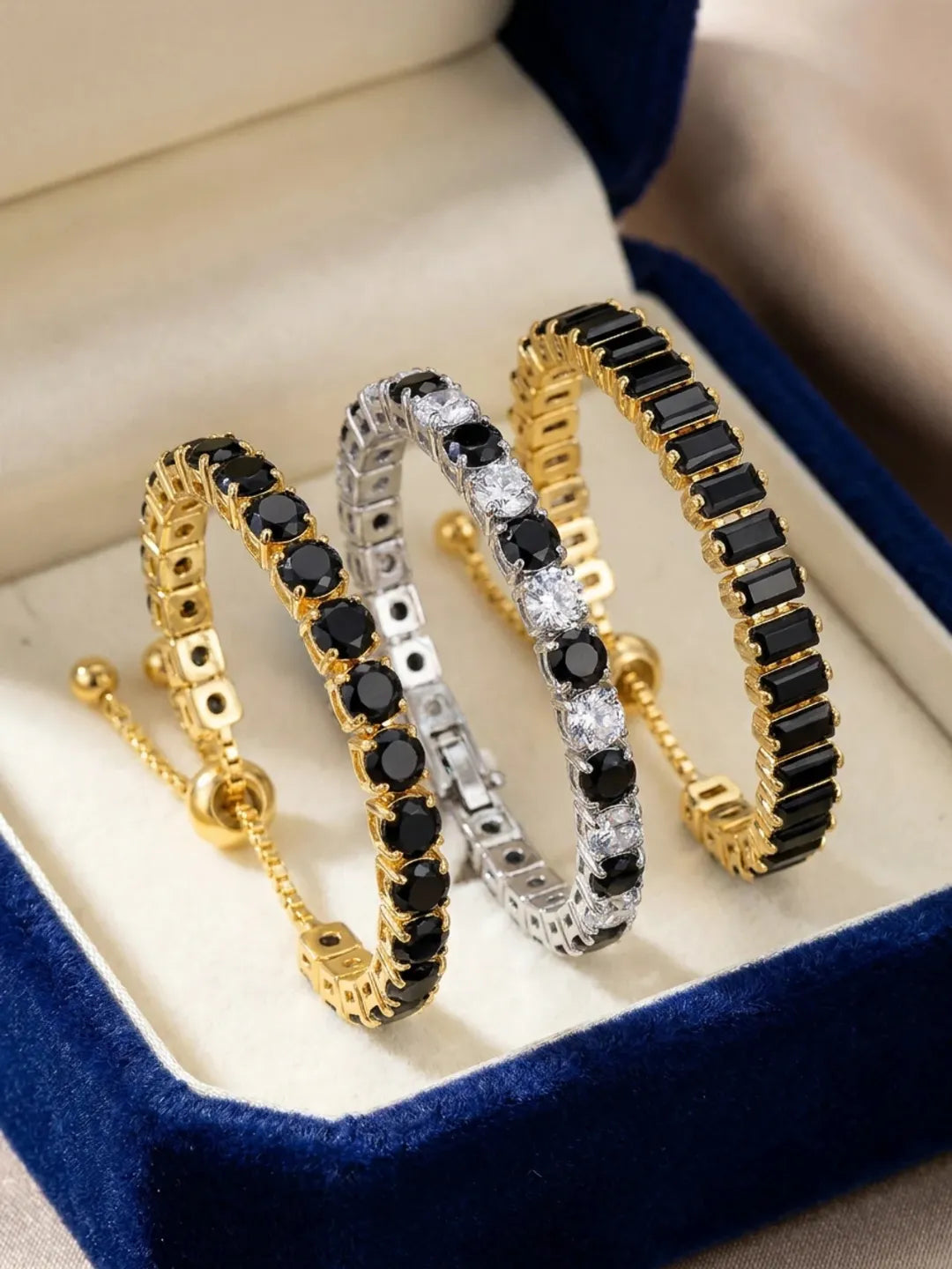Elegantes Onyx Kupfer Armband Set
