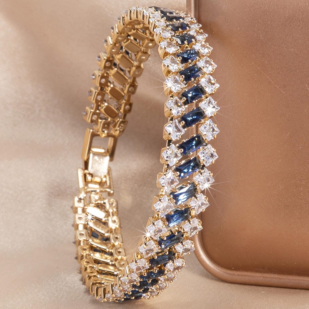 Carolina geometrisches Saphirstein-Armband