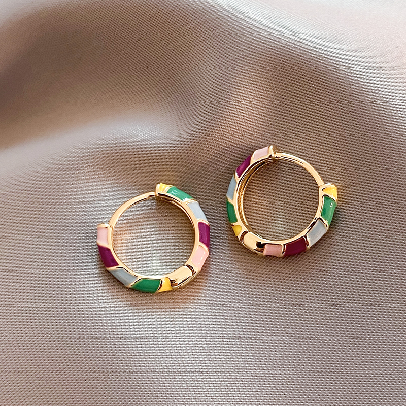 Chic Goldene Emaille Ohrringe