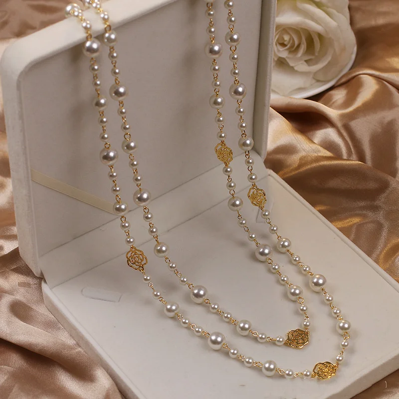 Elegante Goldperlenkette