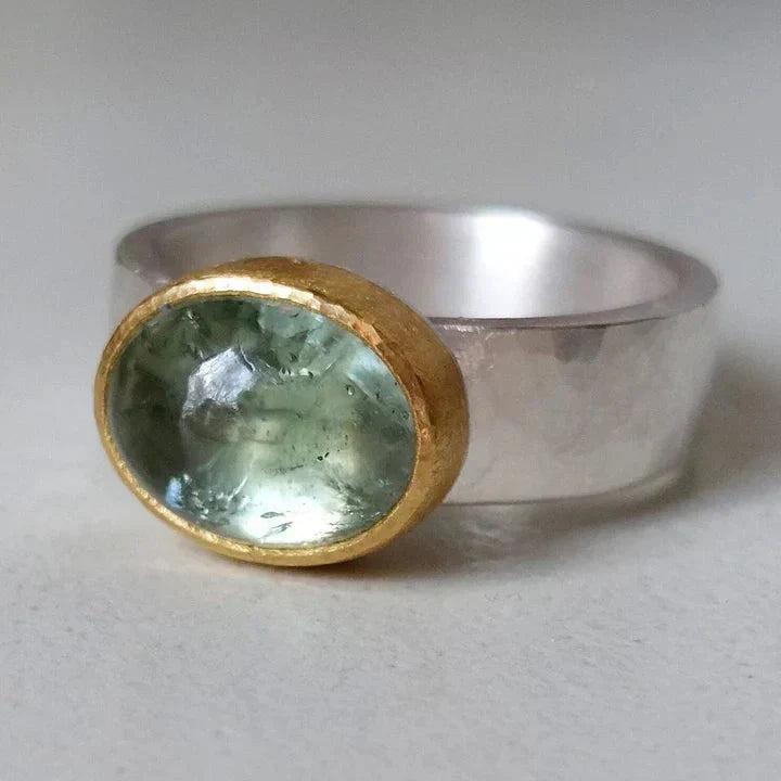 Vintage Grüner Ring mit Rundstein