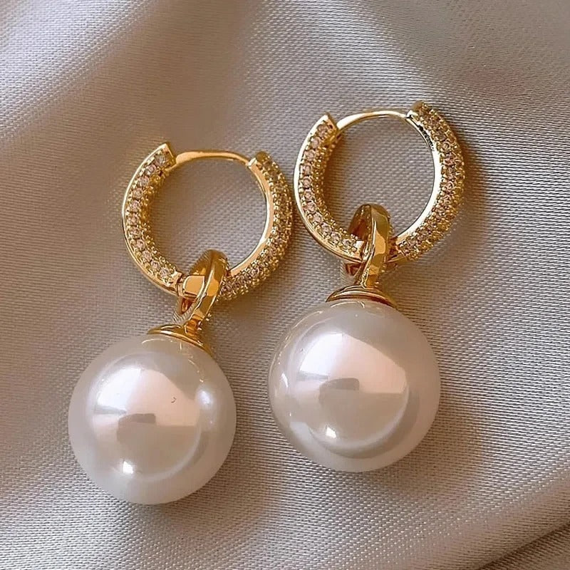 Elegante Perlenohrringe