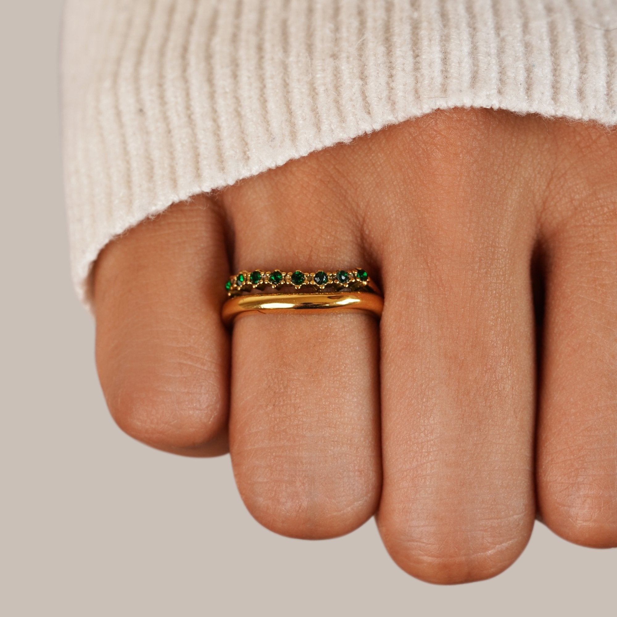 Mary - Smaragdgrüner Geschichteter Ring
