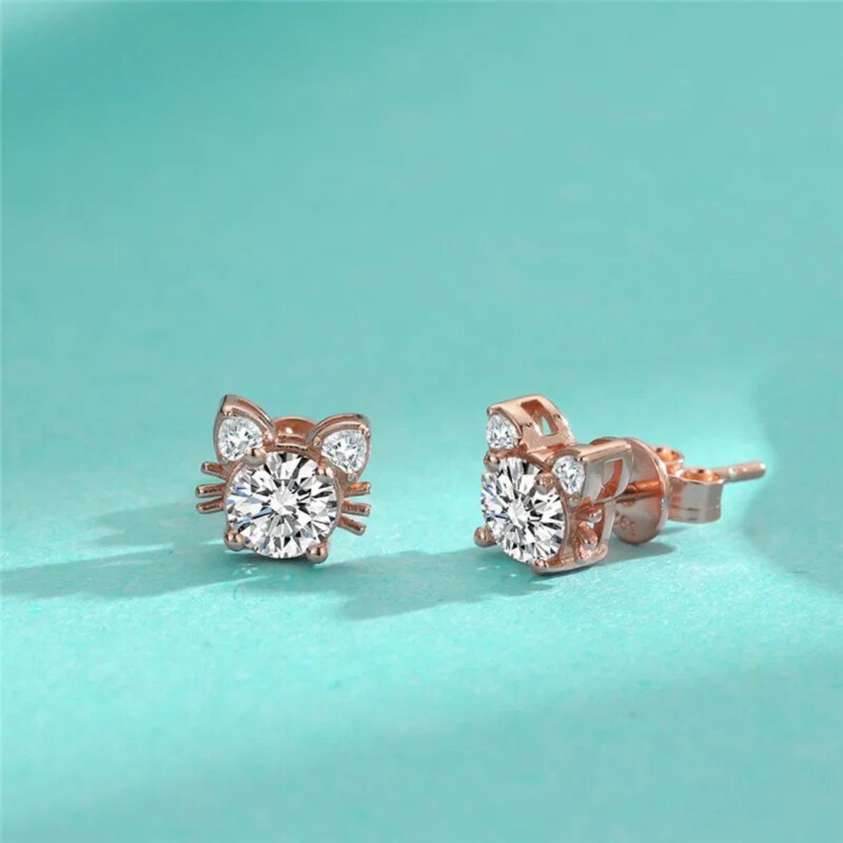 Moissanit Rose Gold Katzen Ohrstecker in 925 Sterling Silber