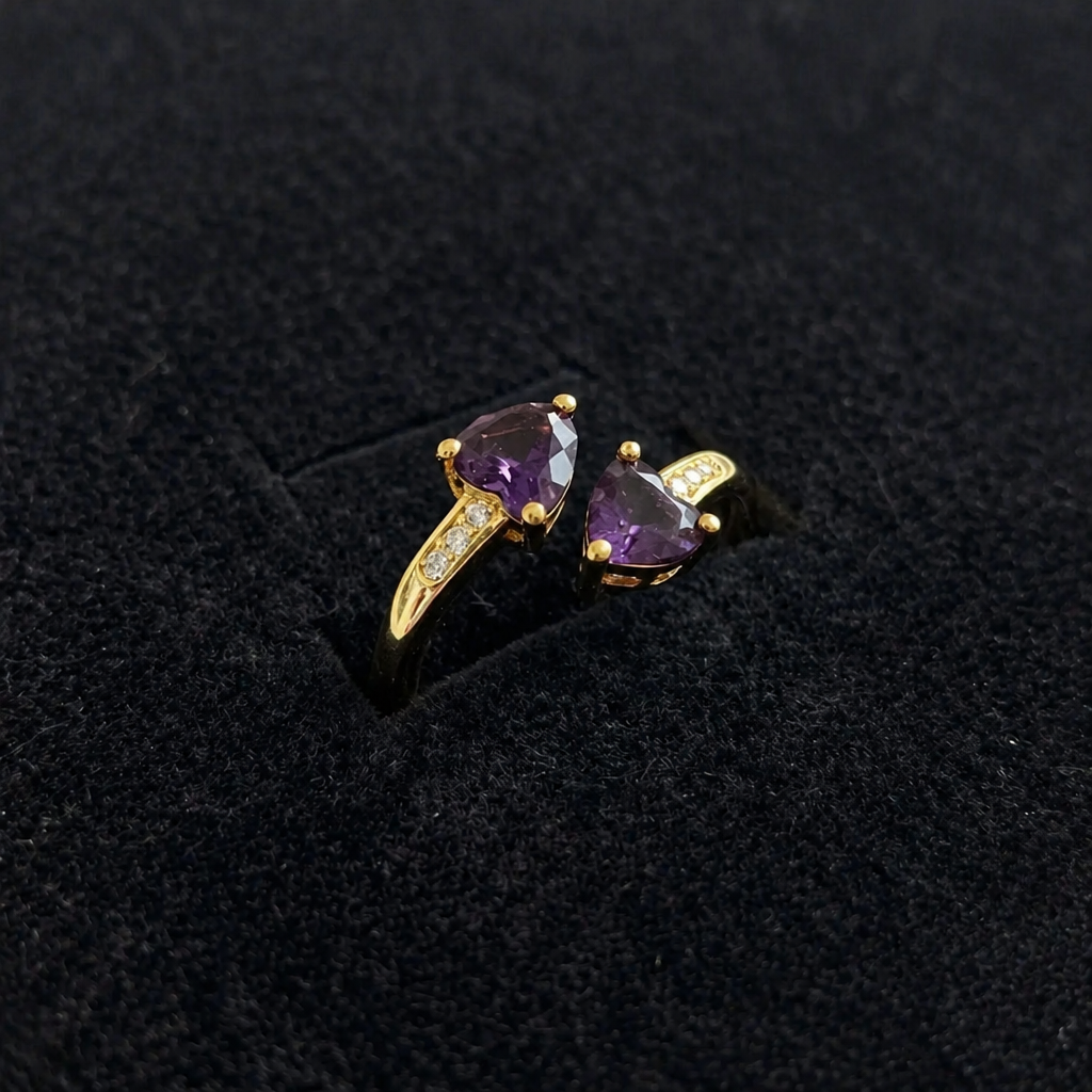 Zeitloser Violett-Gold Herzwickelring