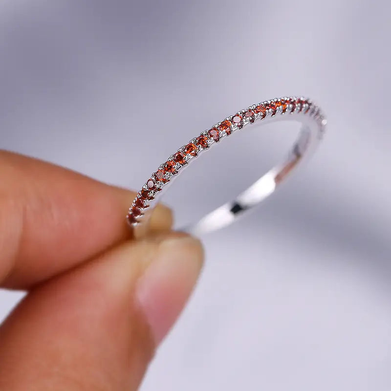 Eleganter Rubin Weißgoldring