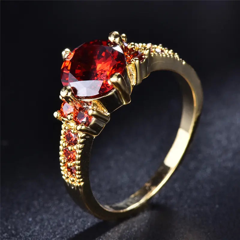 Eleganter Gold Skulpturenring