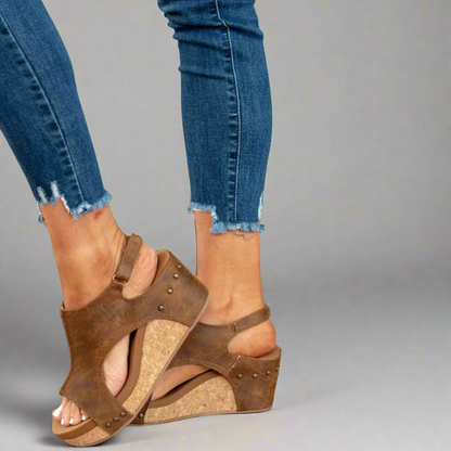 Vreni | Artisan-Made Orthopedic Sandals for Ultimate Comfort