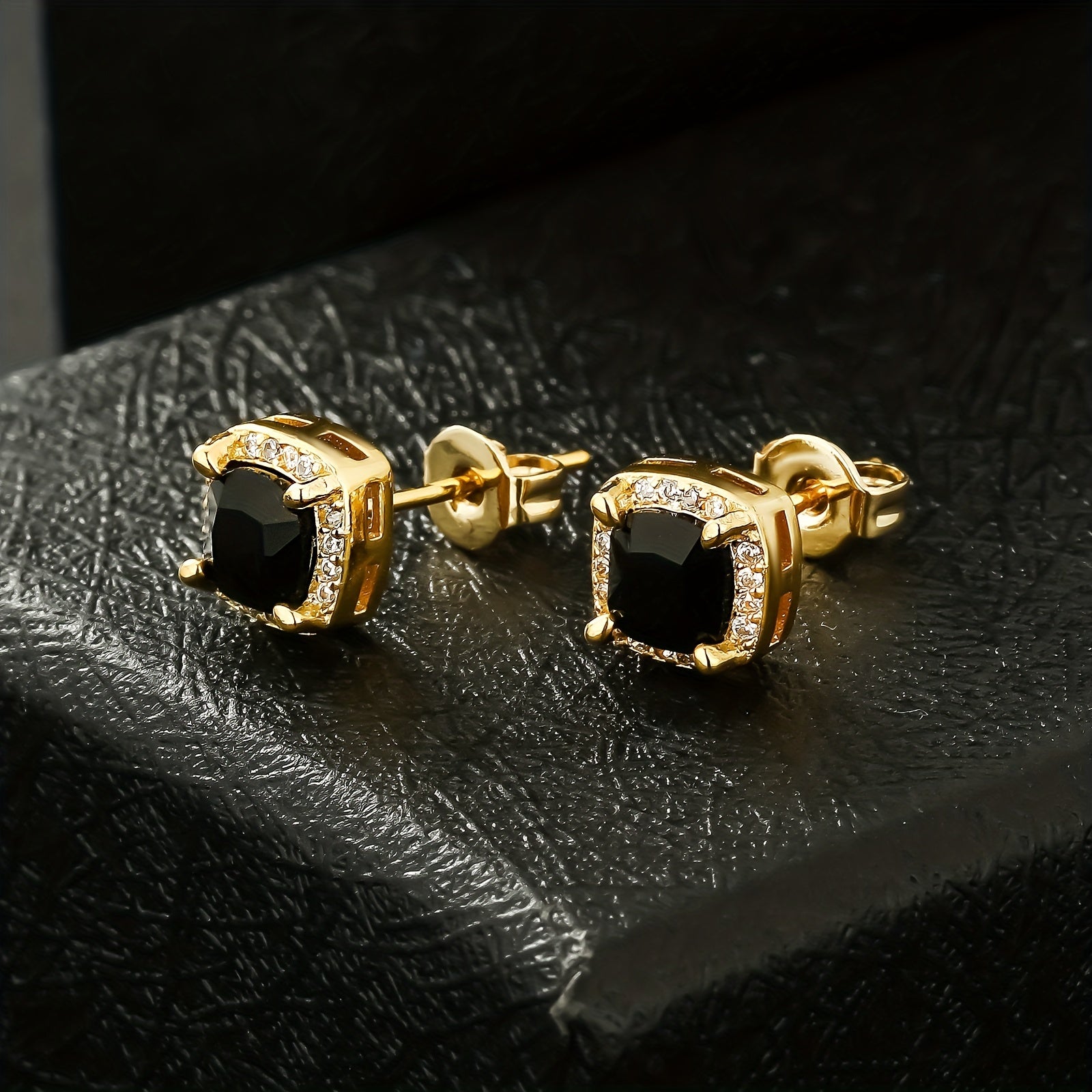 Elegante Schwarze Zirkonia Ohrstecker
