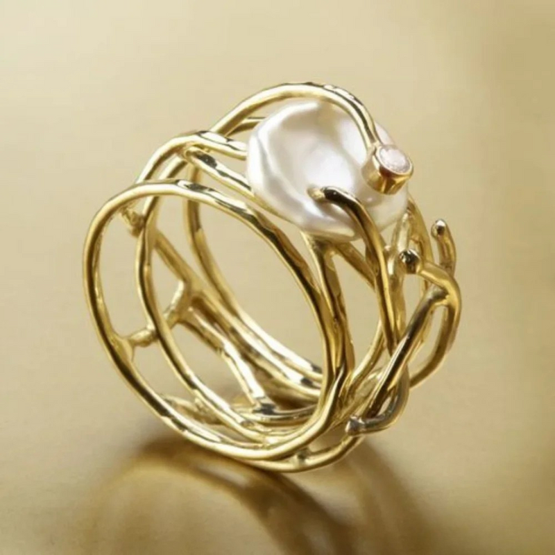 Retro Pearl Gold Ring