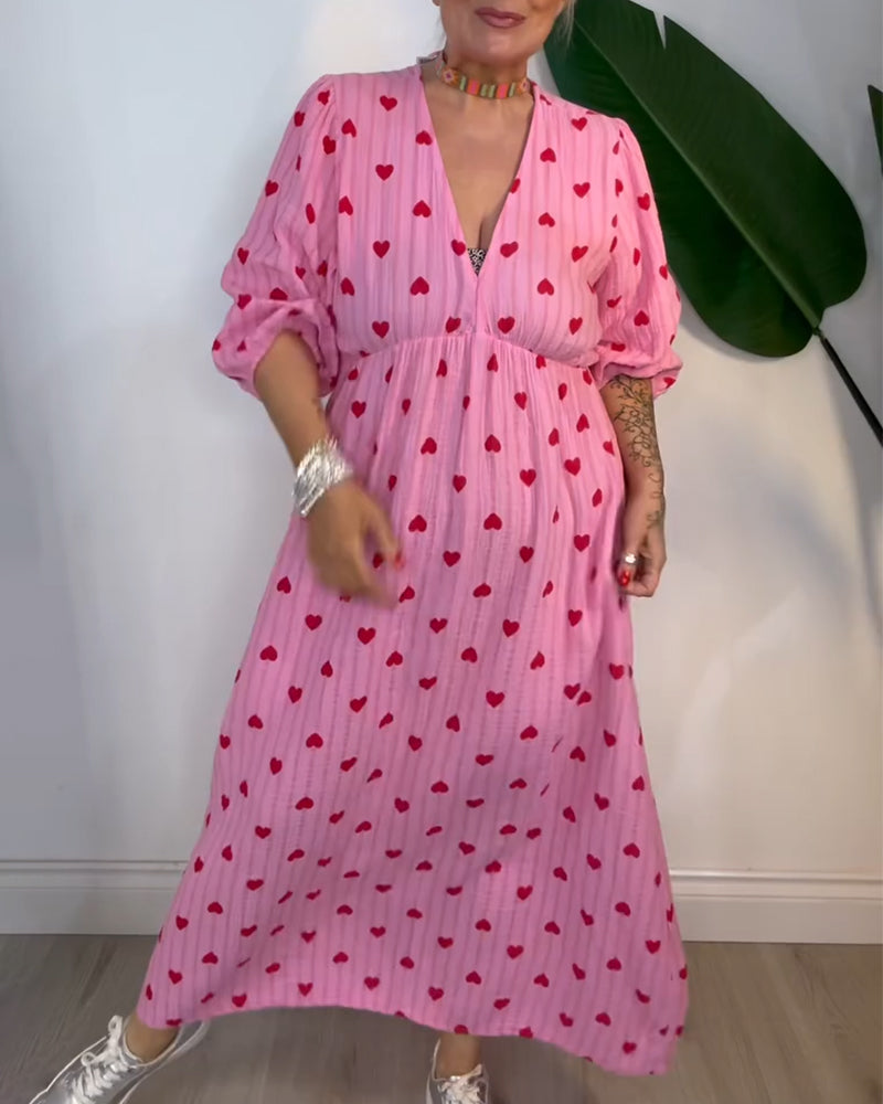 Belle™ – Elegant V-Neck Heart Patterned Dress