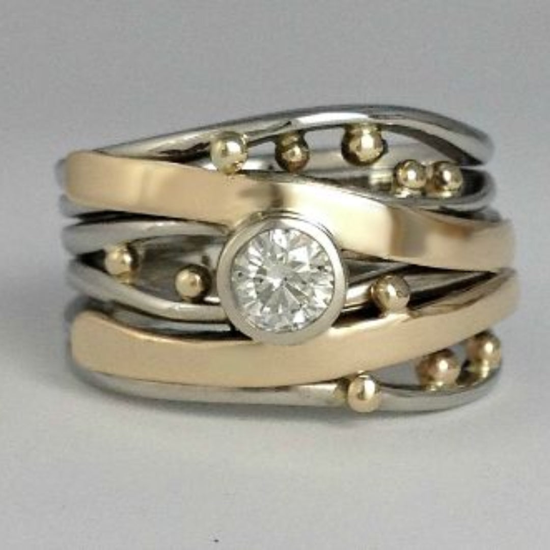 Exklusiver Gold- und Silber-Zirkonia-Ring
