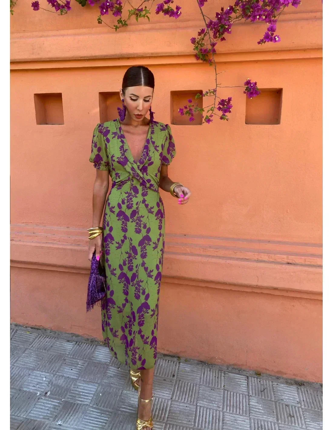 Lucinda - Boho V-Neck Floral Pleated Dress