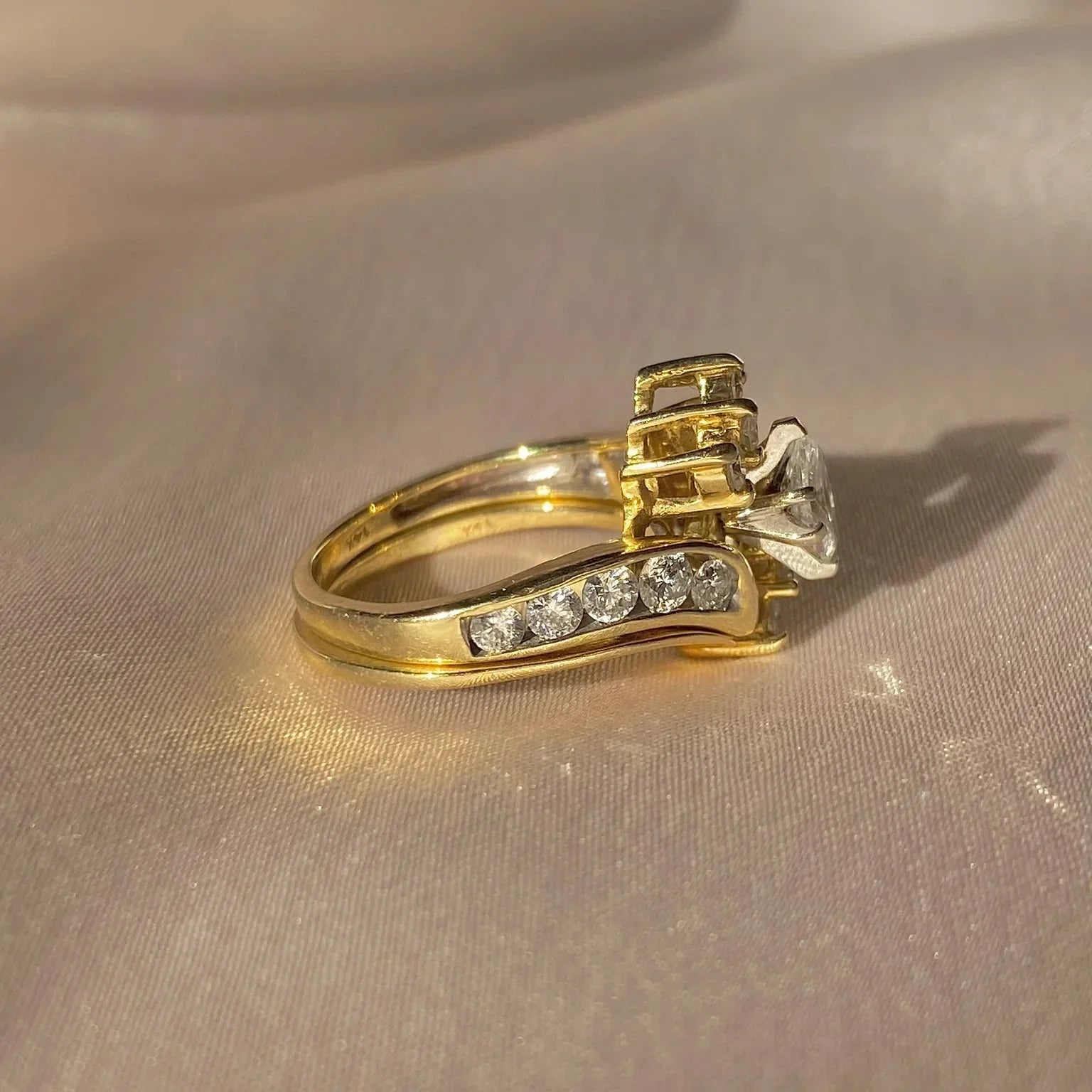 Zeitloser Vintage Gold Zirkonia Ring