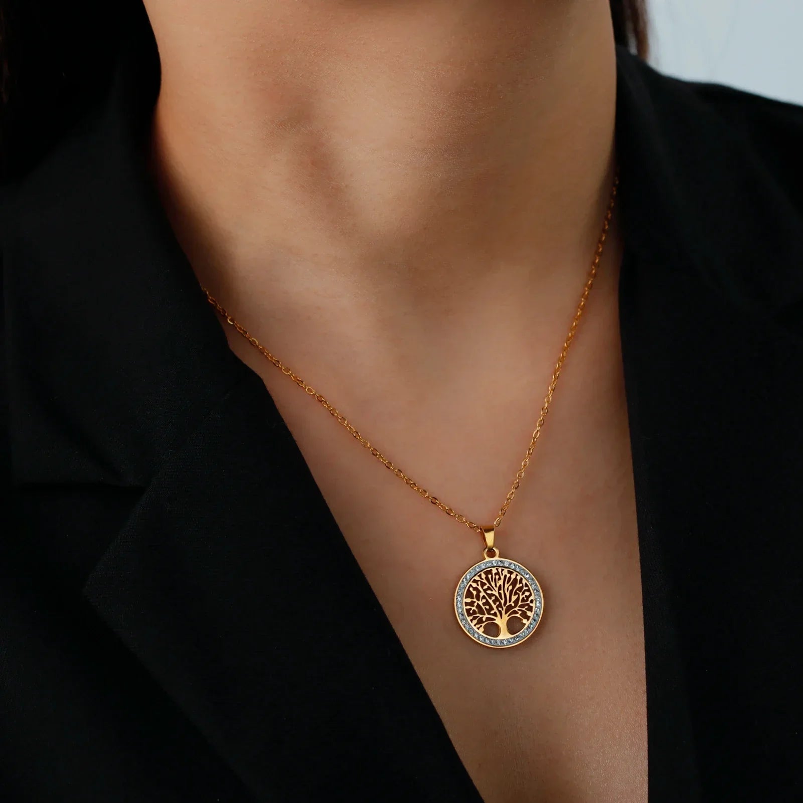 Leuchtender Lebensbaum runder Anhänger