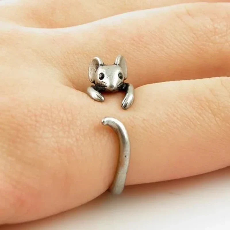 Adorable Mouse Wrap Ring – Vintage Adjustable Jewelry
