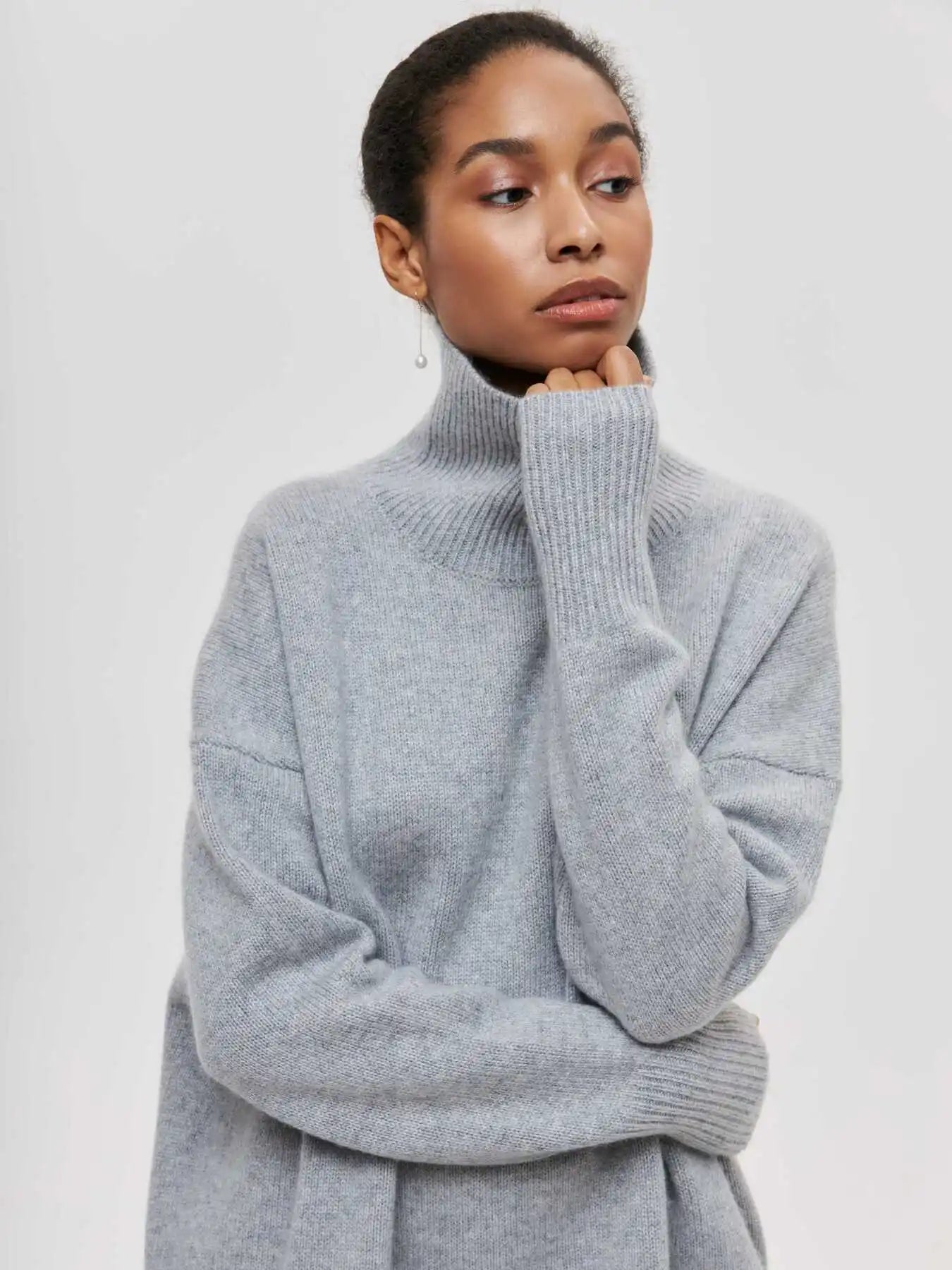 Eden - Elegant Oversized Turtleneck Knit Sweater