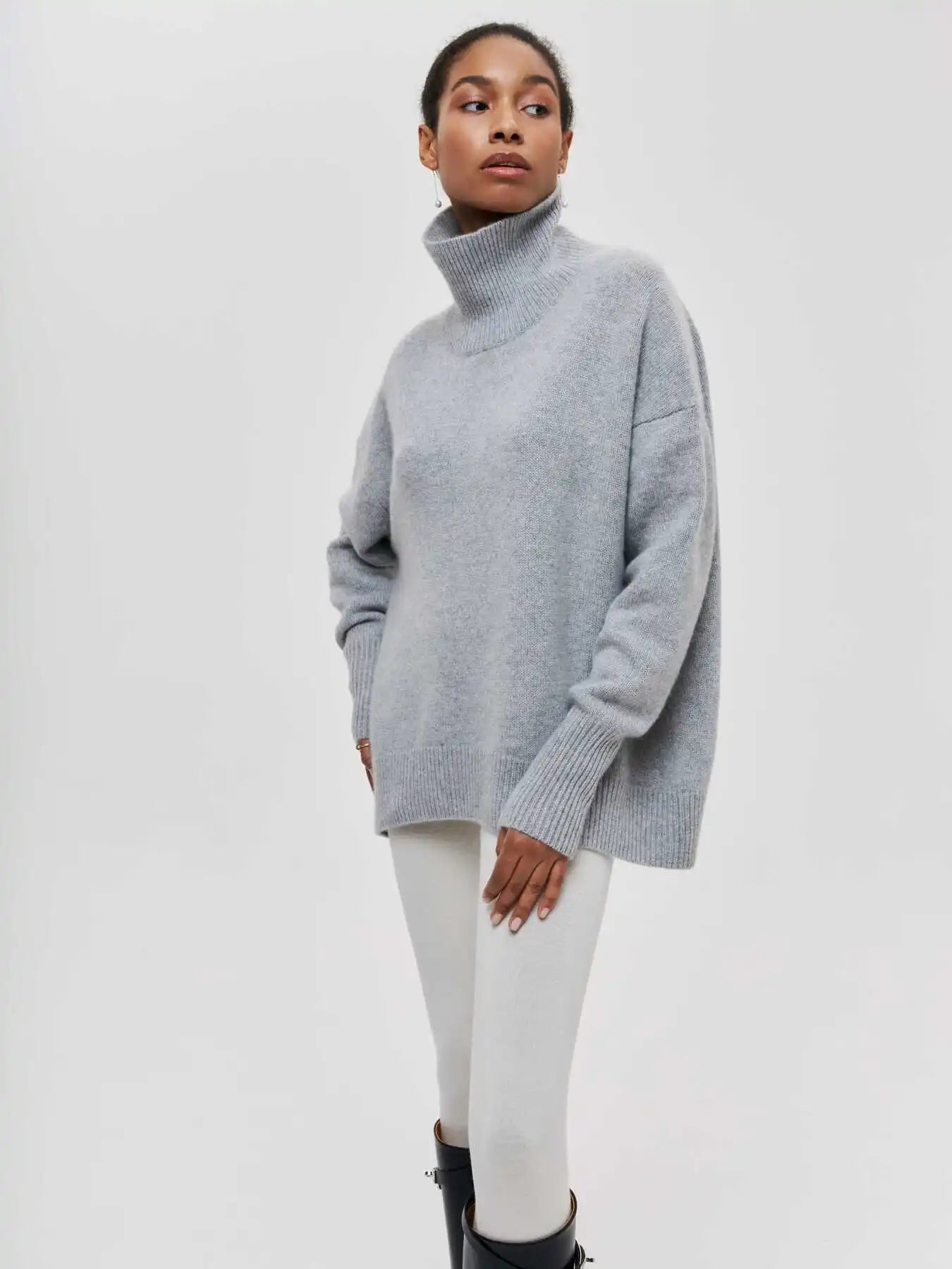 Eden - Elegant Oversized Turtleneck Knit Sweater