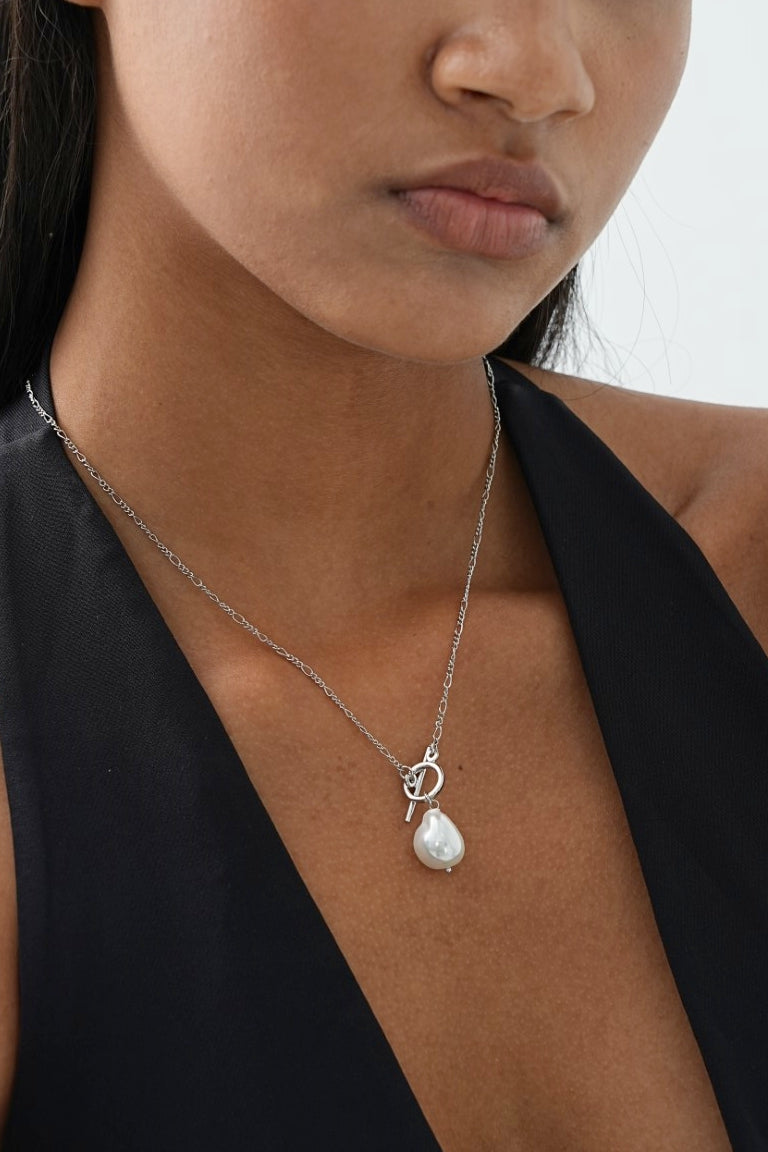 Elegante Goldene Perlenkette