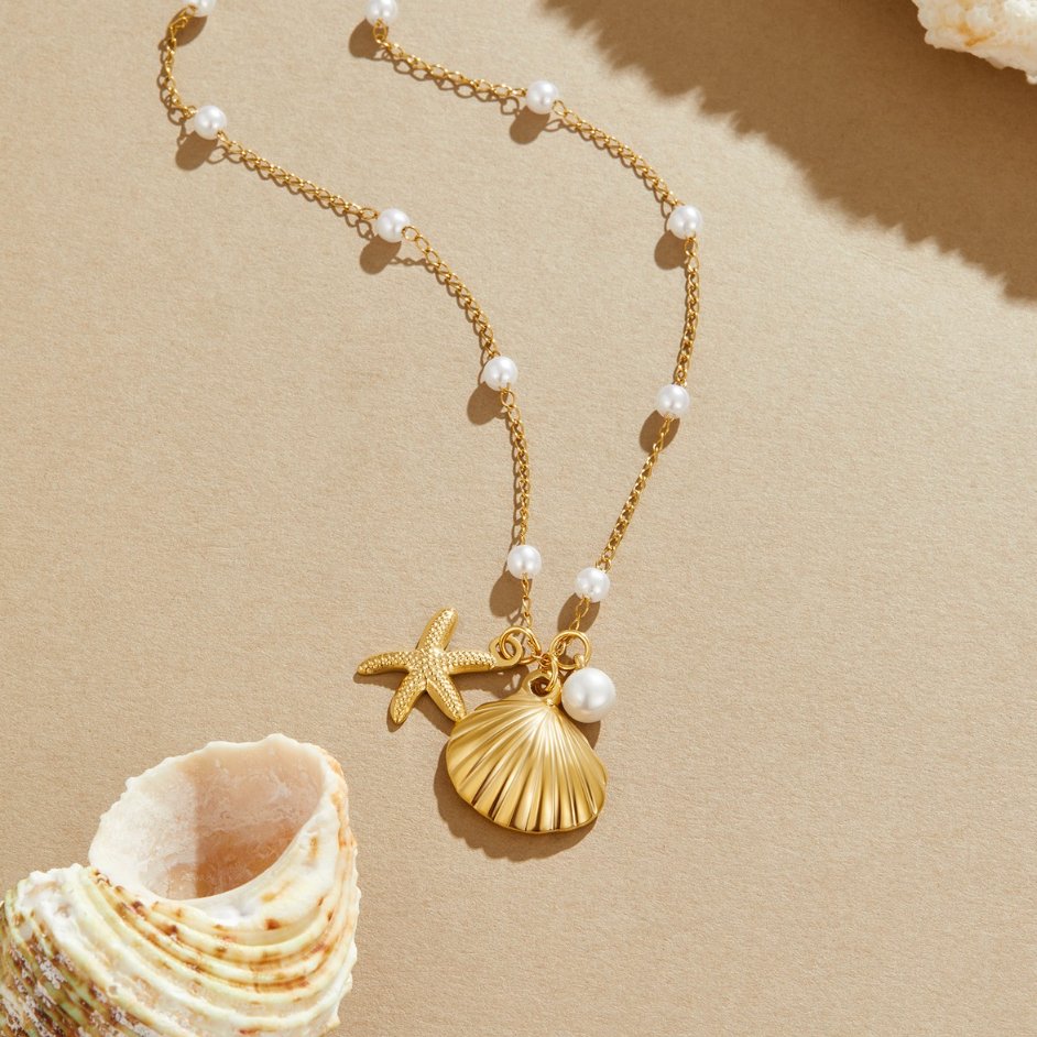 Shell Charm Necklace