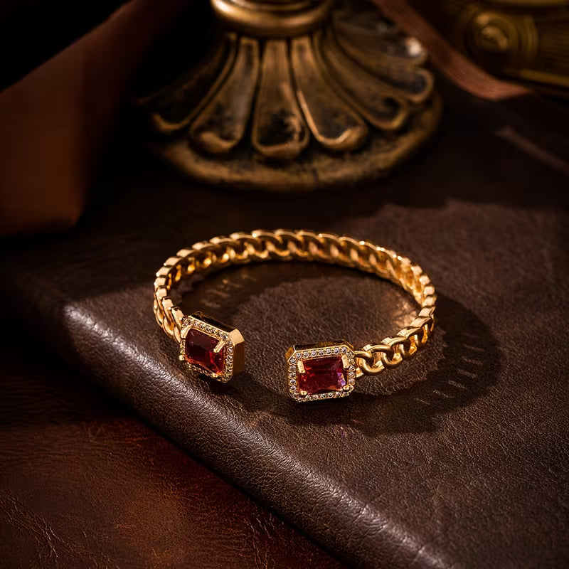 Elegantes Rubin-Gold-Armband