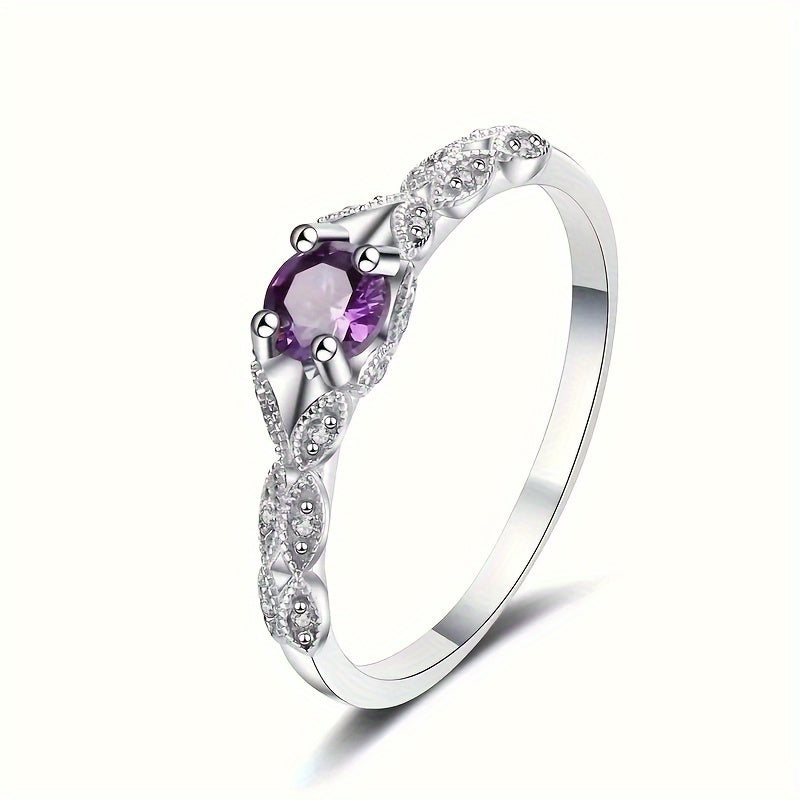 Eleganter synthetischer Zirkonia-Krallenring