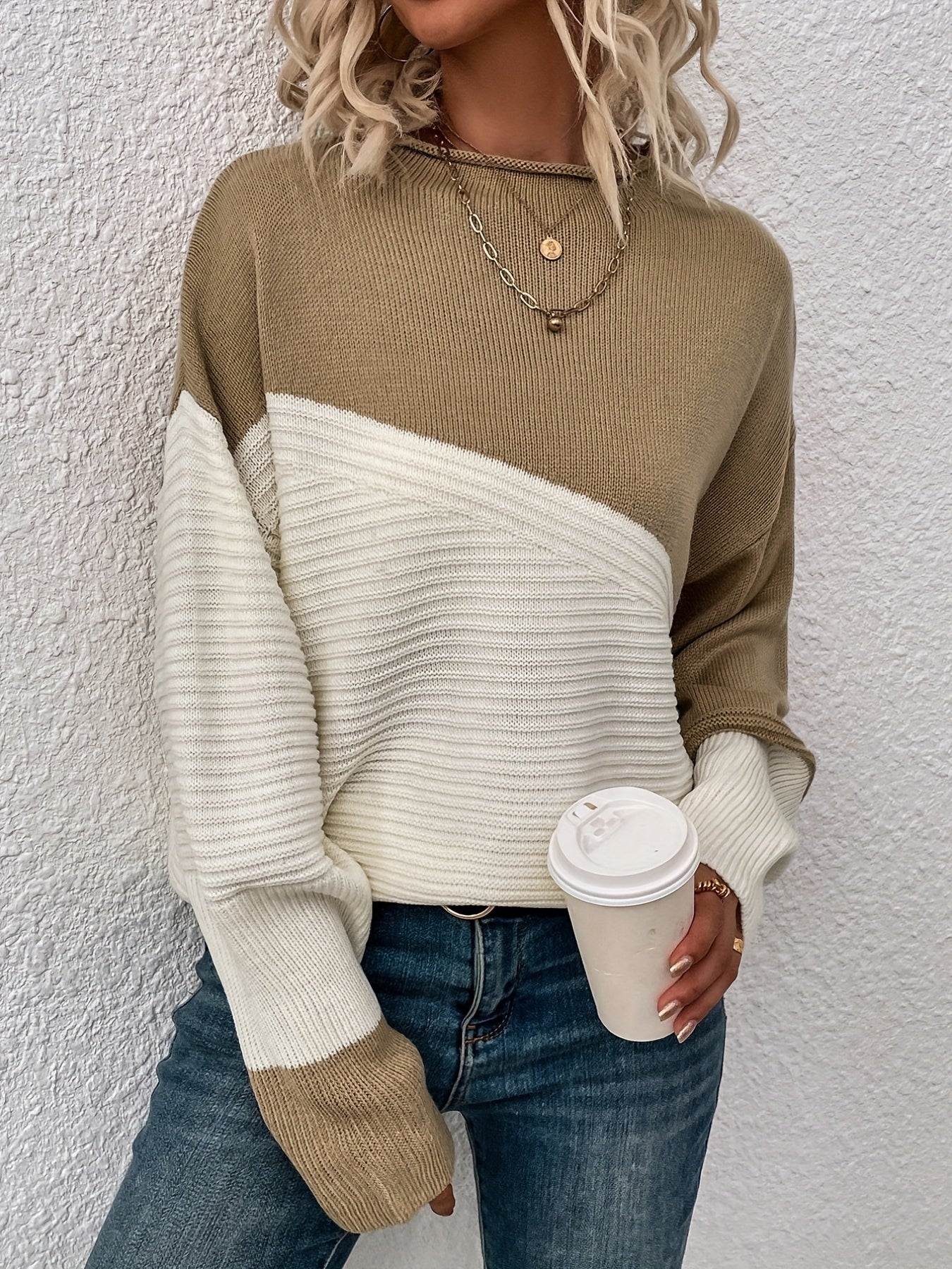 Zelda™ - Elegant Color Block Pullover Sweater