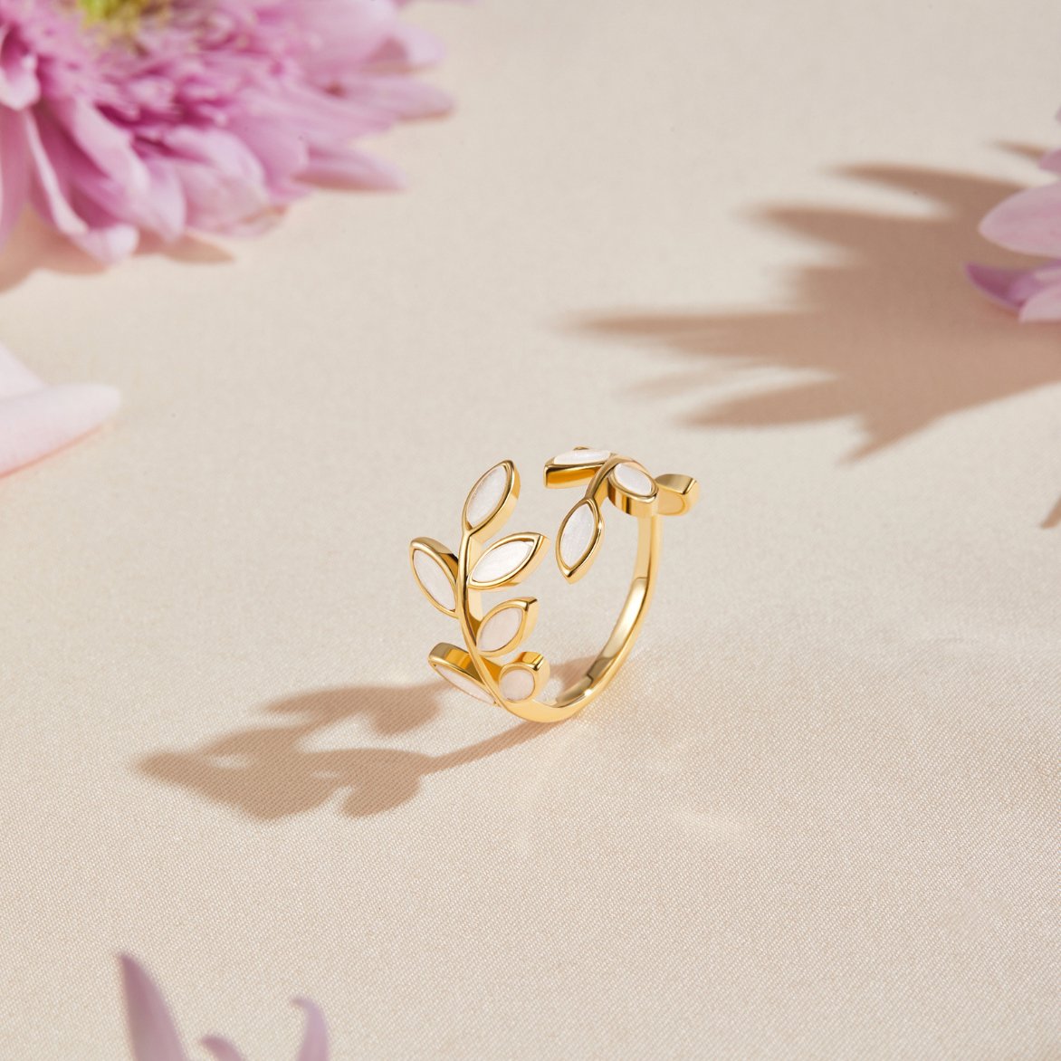 Serene - Goldblatt-Ring